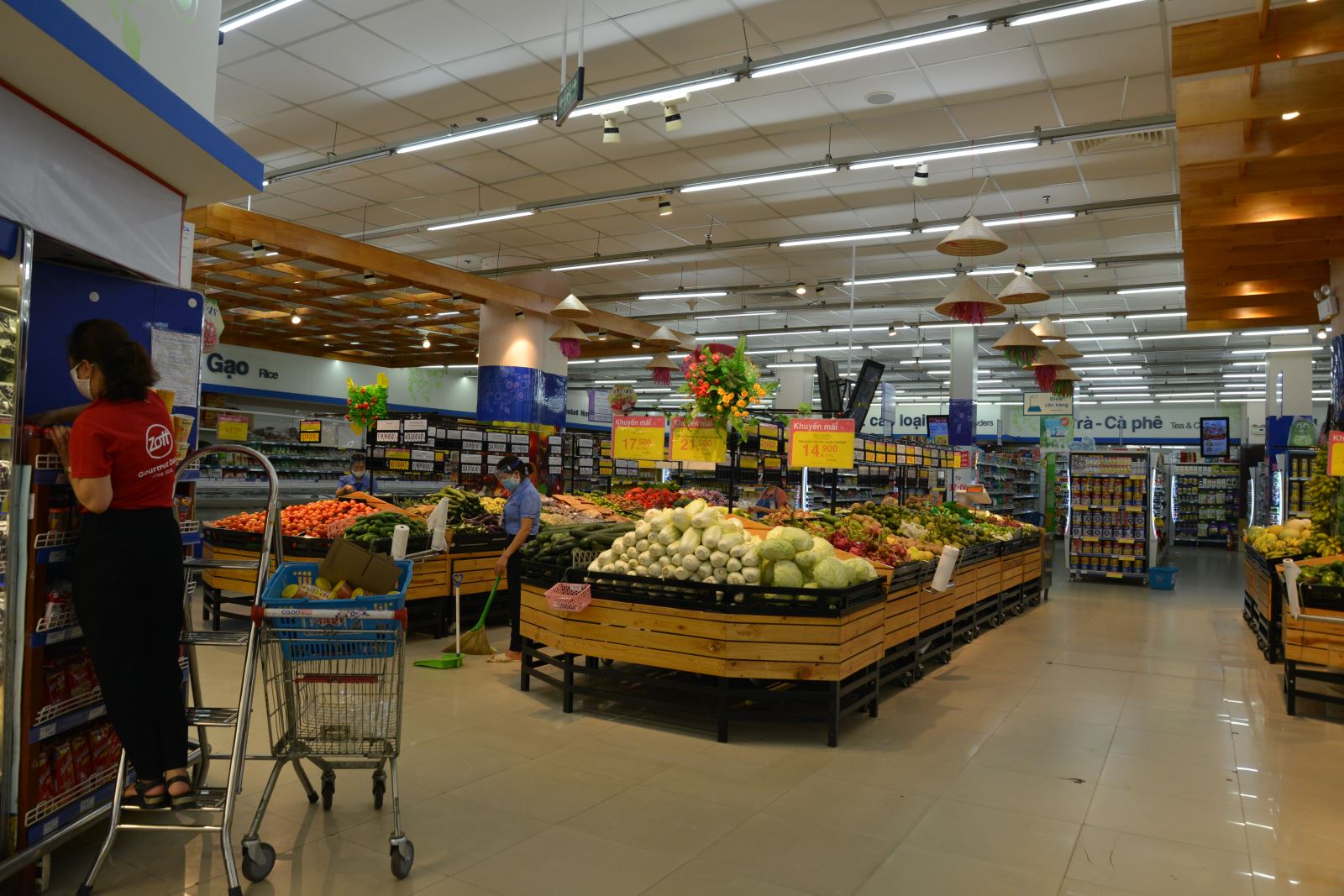 Coopmart Hà Tĩnh mở cửa phục vụ người dân xuyên suốt mùa dịch