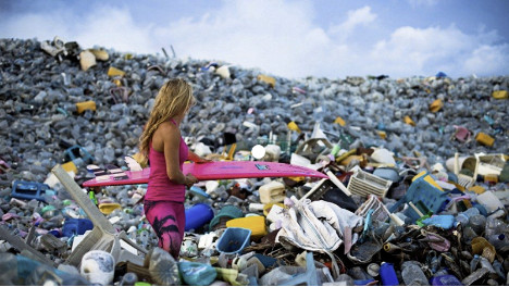 Hình ảnh đáng báo động về rác thải nhựa ở đảo Maldives