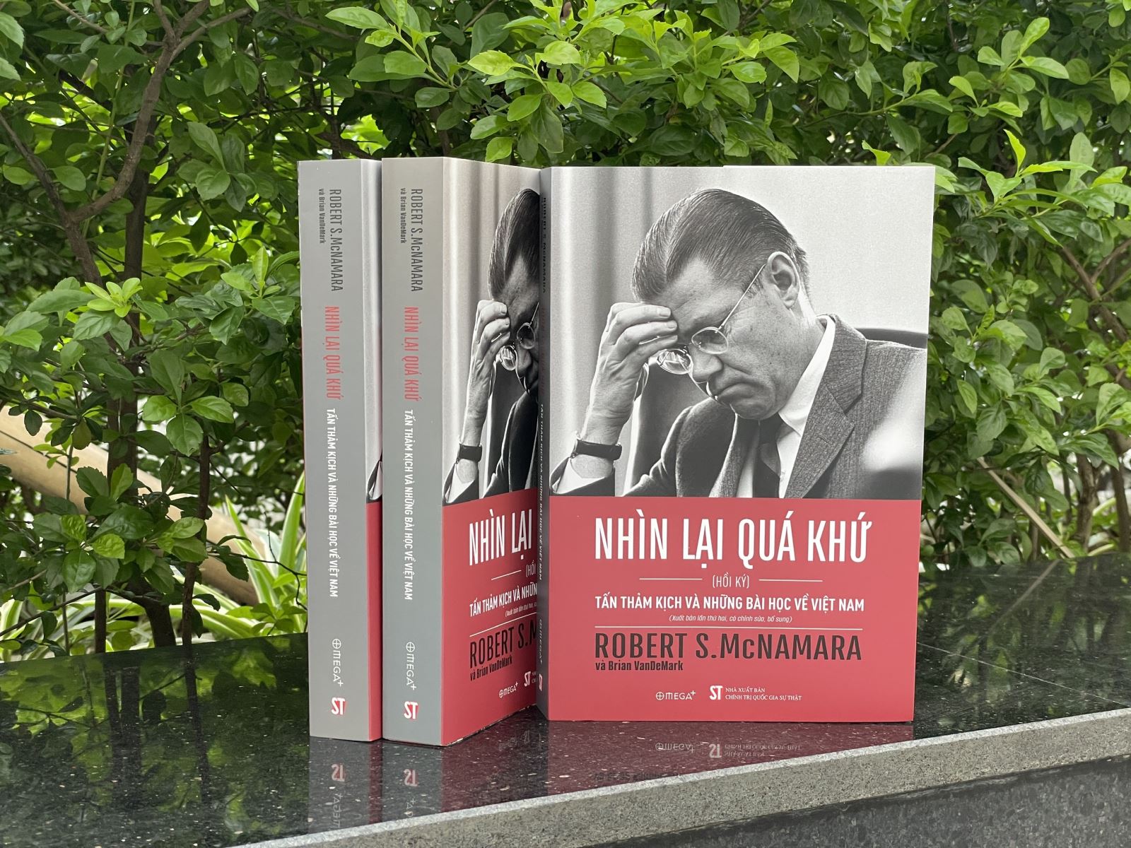 “Nhìn lại quá khứ”: Sự thật không né tránh và bài học không được quên